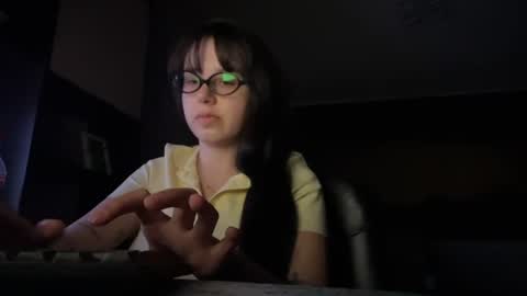 secret_vanilla_ online show from June 18, 8:13 pm