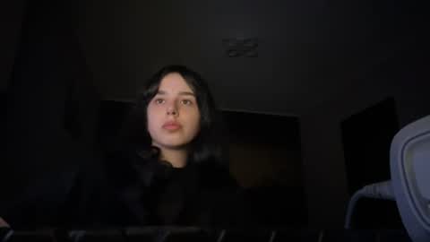secret_vanilla_ online show from July 15, 8:36 pm