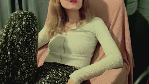 Anni online show from October 14, 11:38 pm