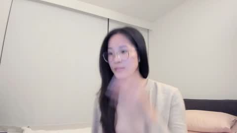 Angela online show from February 6, 5:45 am