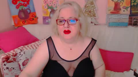 Alice online show from May 28, 7:22 pm