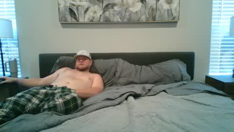 Snapshot of secretlyseductive9399 chatting on December 15, 5:31 pm secretlyseductive9399 online show from December 15, 5:31 pm