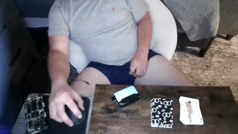 Snapshot of secretlyseductive9399 chatting on February 5, 2:29 am secretlyseductive9399 online show from February 5, 2:29 am