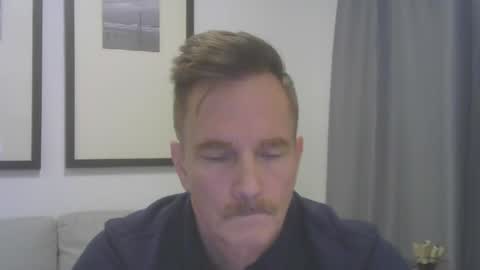 Snapshot of secretsubcuck chatting on February 28, 12:10 am secretsubcuck online show from February 28, 12:10 am