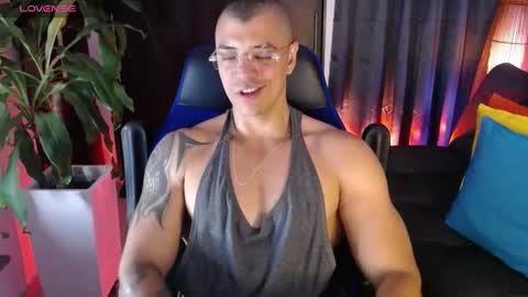 Snapshot of seddy_ chatting on January 15, 10:02 pm sed online show from January 15, 10:02 pm