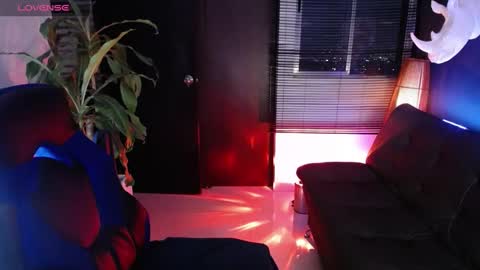 Snapshot of seddy_ chatting on January 21, 10:52 am sed online show from January 21, 10:52 am