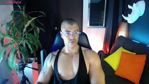 Snapshot of seddy_ chatting on February 1, 9:11 am sed online show from February 1, 9:11 am