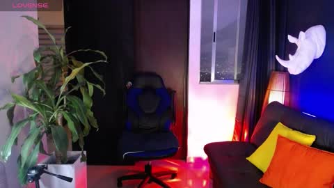 Snapshot of seddy_ chatting on February 4, 11:27 pm sed online show from February 4, 11:27 pm