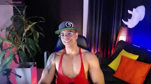 Snapshot of seddy_ chatting on February 6, 8:50 am sed online show from February 6, 8:50 am