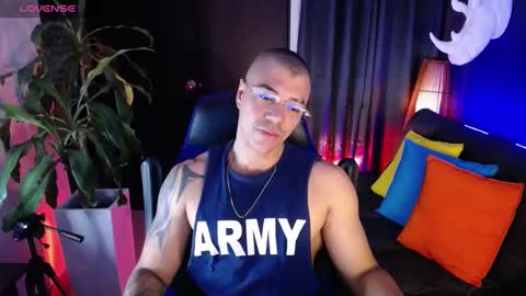 Snapshot of seddy_ chatting on February 16, 10:21 am sed online show from February 16, 10:21 am