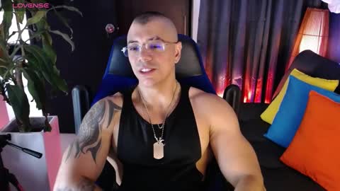 Snapshot of seddy_ chatting on February 21, 9:11 pm sed online show from February 21, 9:11 pm