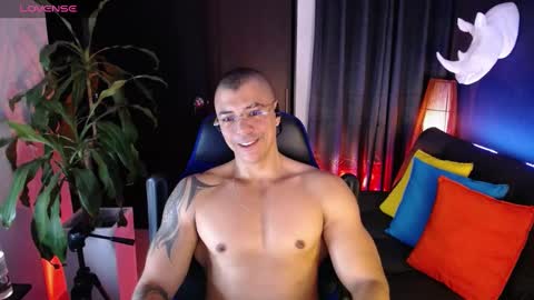 Snapshot of seddy_ chatting on February 24, 10:37 am sed online show from February 24, 10:37 am