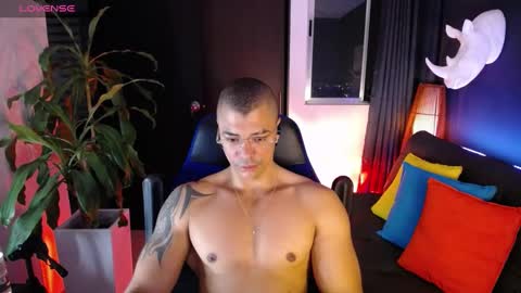 Snapshot of seddy_ chatting on February 25, 8:58 am sed online show from February 25, 8:58 am