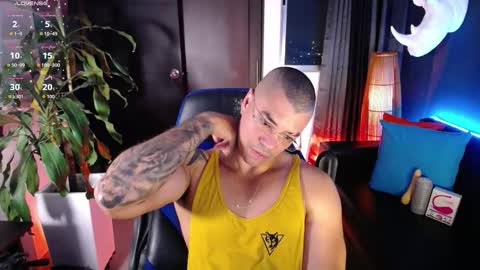 Snapshot of seddy_ chatting on November 16, 7:58 am sed online show from November 16, 7:58 am