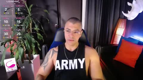 Snapshot of seddy_ chatting on April 8, 9:31 am sed online show from April 8, 9:31 am