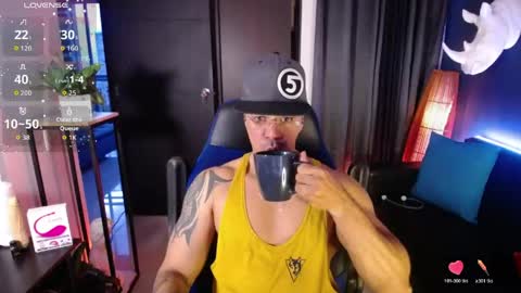 Snapshot of seddy_ chatting on May 1, 10:42 am sed online show from May 1, 10:42 am