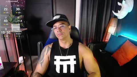 Snapshot of seddy_ chatting on May 10, 10:09 am sed online show from May 10, 10:09 am