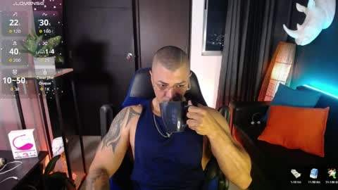 Snapshot of seddy_ chatting on May 18, 8:42 am sed online show from May 18, 8:42 am