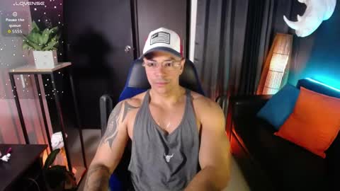 Snapshot of seddy_ chatting on May 21, 10:11 am sed online show from May 21, 10:11 am