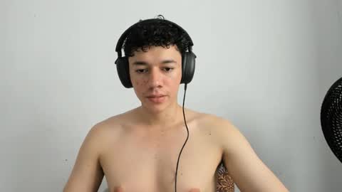 Sebas online show from June 15, 6:43 pm