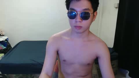 Snapshot of seduceme01 chatting on December 14, 4:12 pm seduceme01 online show from December 14, 4:12 pm