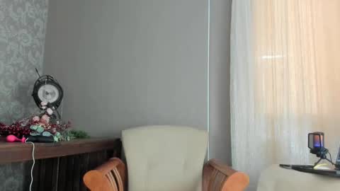 Snapshot of seductive_flower chatting on January 21, 8:41 am Mali online show from January 21, 8:41 am