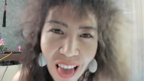 Snapshot of seductive_flower chatting on January 24, 10:43 am Mali online show from January 24, 10:43 am