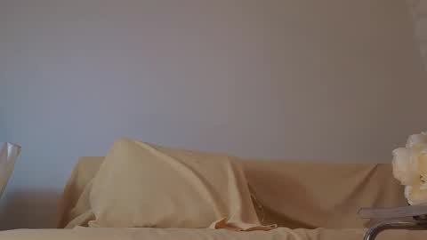 Snapshot of seductive_flower chatting on October 23, 9:19 am Mali online show from October 23, 9:19 am