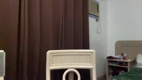 Snapshot of seductive_nessie chatting on November 10, 10:25 am seductive_nessie online show from November 10, 10:25 am