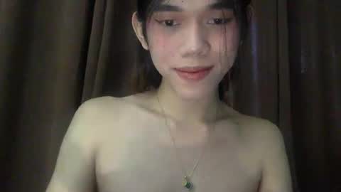 Snapshot of seductive_nessie chatting on November 30, 5:00 am seductive_nessie online show from November 30, 5:00 am