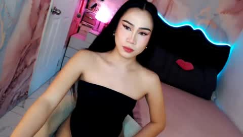 Vanessa online show from August 7, 7:05 pm
