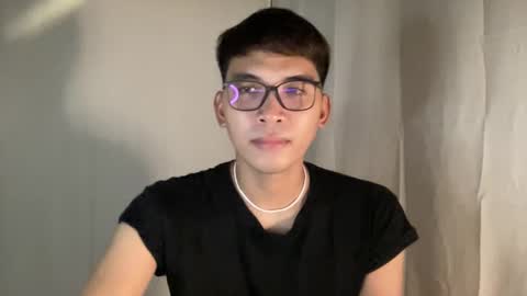 Snapshot of seductive_william chatting on September 24, 9:34 am William online show from September 24, 9:34 am