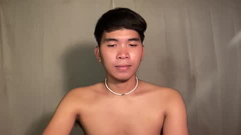 Snapshot of seductive_william chatting on February 2, 5:44 pm William online show from February 2, 5:44 pm