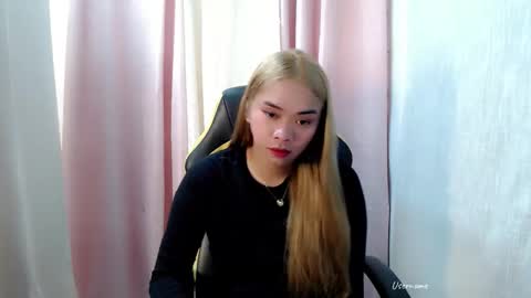 seductive_zyra online show from May 22, 9:37 am