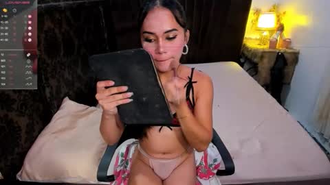 YOUR LOVES CHEALSY online show from November 6, 11:04 pm