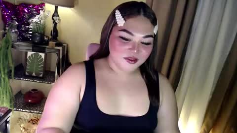 Snapshot of seductivecurvesxxx chatting on April 3, 4:27 pm Its me Jazzi online show from April 3, 4:27 pm