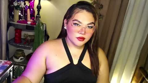 Its me Jazzi online show from July 5, 4:41 am
