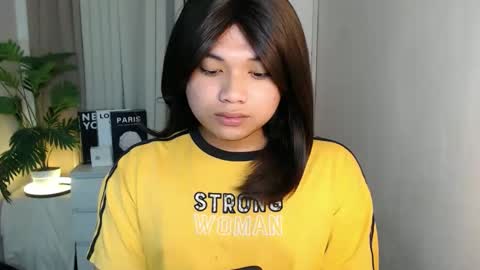 Deluxe online show from February 10, 8:13 pm