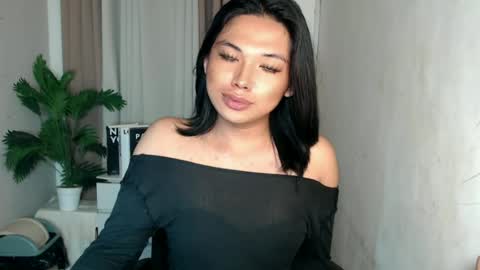 Deluxe online show from July 29, 8:56 am