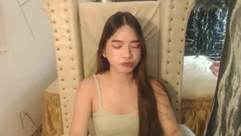 Snapshot of seductivegoddessslut chatting on October 8, 7:11 pm Ivy online show from October 8, 7:11 pm