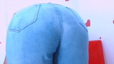 Estefany online show from September 16, 5:30 am