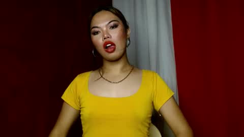 Snapshot of seductress_lust chatting on February 5, 11:34 am cassie online show from February 5, 11:34 am