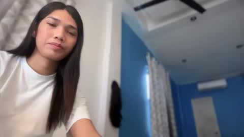 Snapshot of seductress_ph chatting on October 13, 12:21 am sara online show from October 13, 12:21 am