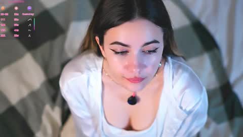 Snapshot of seeeyoubaby chatting on October 23, 5:55 pm Slavia online show from October 23, 5:55 pm