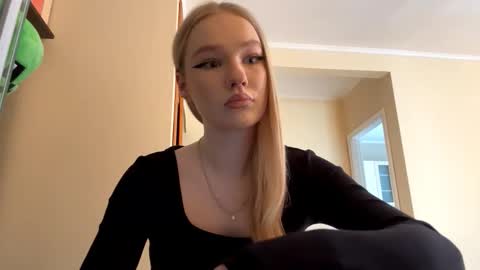 Kristie online show from March 7, 12:07 am