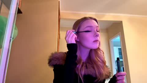 Kristie online show from April 4, 2:10 am