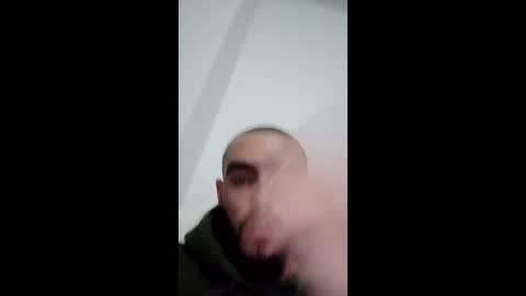 Snapshot of segretoproibito1440 chatting on March 11, 11:33 pm segretoproibito1440 online show from March 11, 11:33 pm