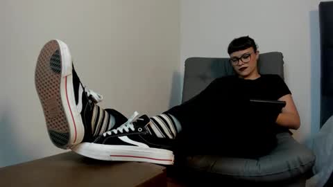 seijacu  online show from January 31, 9:46 pm