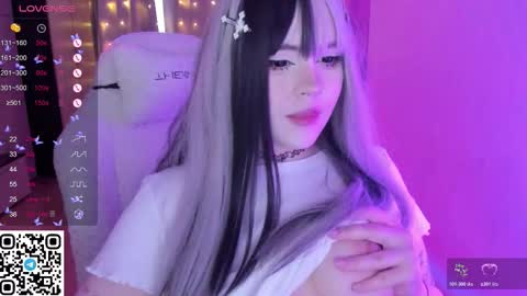 Snapshot of selena___cute chatting on March 10, 6:07 am Selena online show from March 10, 6:07 am