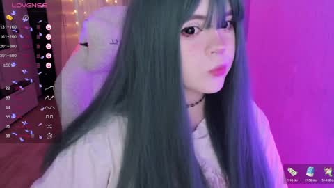 Snapshot of selena___cute chatting on March 27, 5:46 am Selena online show from March 27, 5:46 am